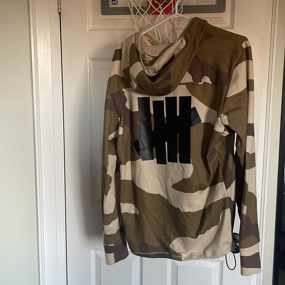 Adidas X Undefeated camo hoodie - Picture 4 of 5